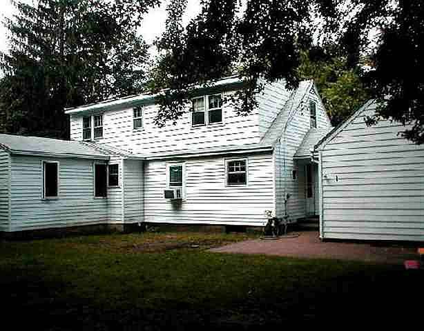 2nd image of 12 NORMAN Avenue