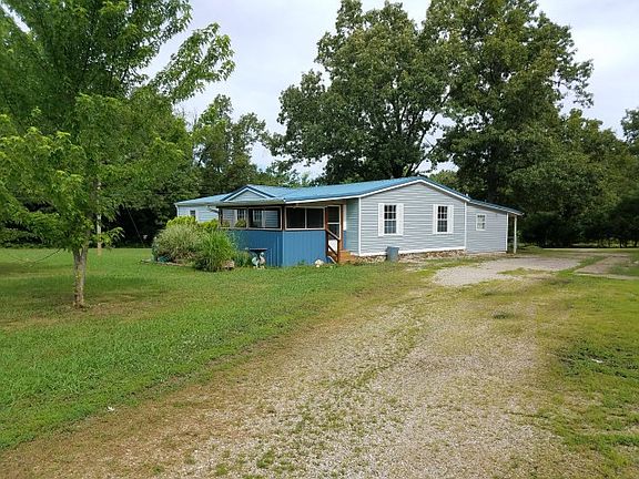 3rd image of 46 Highland Cove Trce