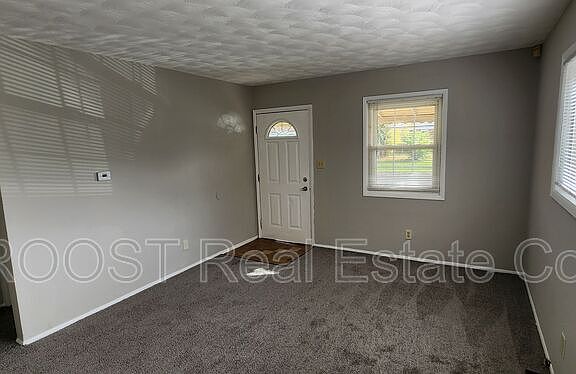 2nd image of 1789 Dysart Ave