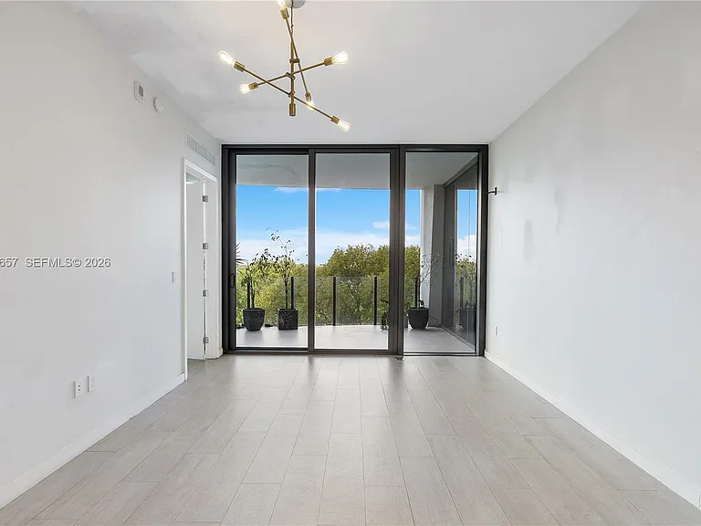 2831 S Bayshore Dr #707 — Photo 30