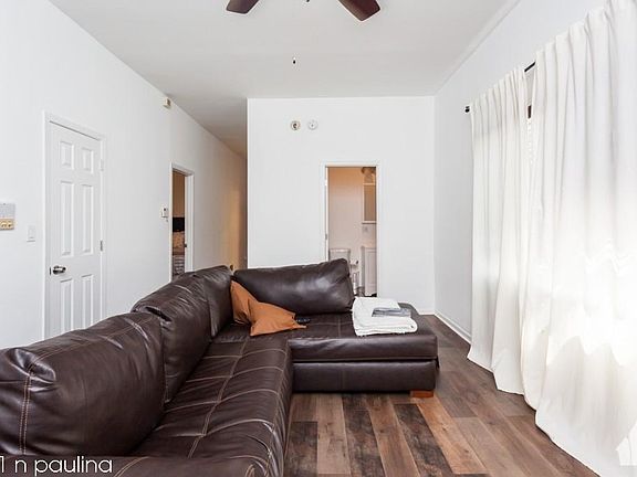 4th image of 1031 N Paulina St #1413