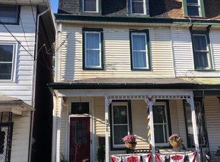 225 Penn St, Burlington, NJ 08016