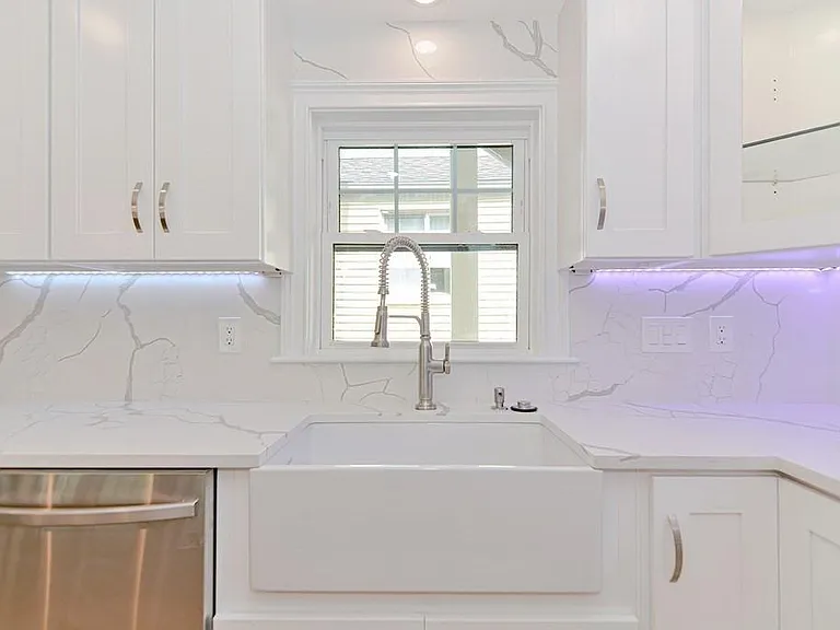 64 Crescent St #1 — Photo 8