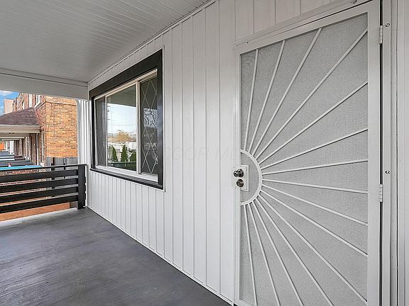 3rd image of 2267 Sullivant Ave