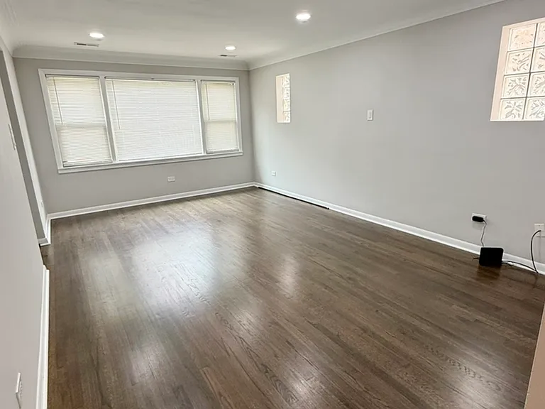 2433 N 78th Ave #2 — Photo 3