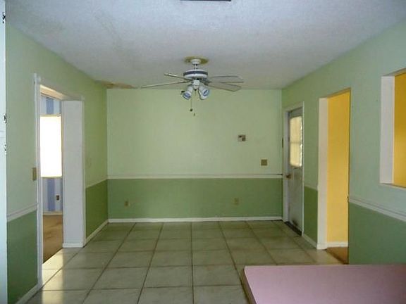 5th image of 6001 Christina Dr W