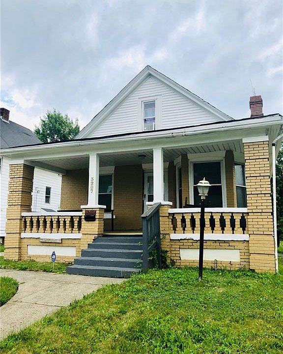2nd image of 3207 E 135th St