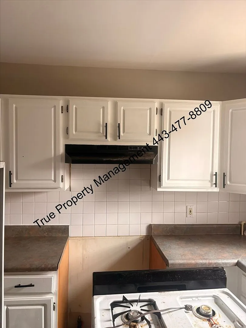 Spacious 2-Bedroom, 1.5-Bath Townhome in East Baltimore $1,400/Month — Photo 4