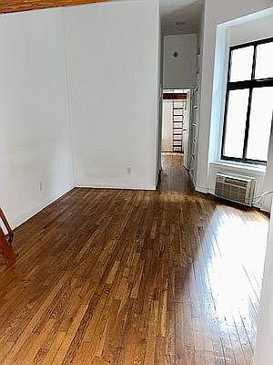 2nd image of 214 E 83rd St APT 1