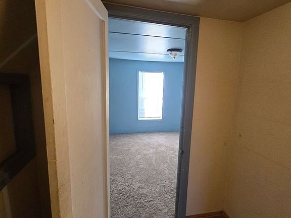 5th image of 1001-1021 SE Chicago St #73e8508a4