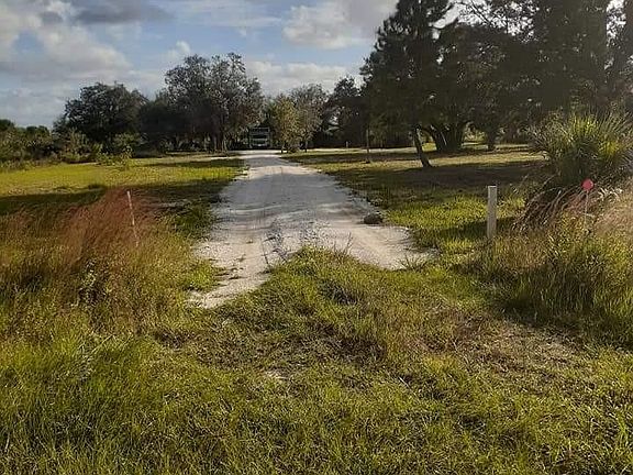 3rd image of 17590 NW 292nd Street