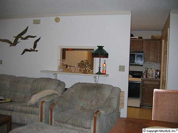 3rd image of 4992 Seven Pine Cir