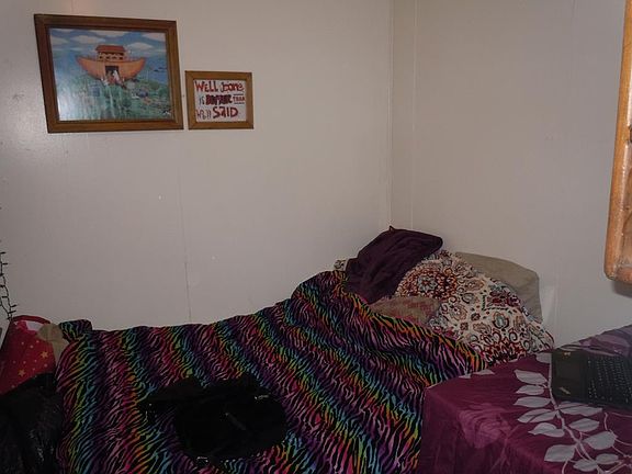 5th image of 122 Granger St