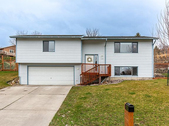 2nd image of 119 Cohosset Dr