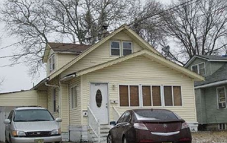 1st image of 6021 Upsal St