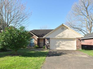 3124 Balzar St, Dickinson, TX 77539