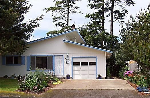 1st image of 1020 SE Lundy Ln