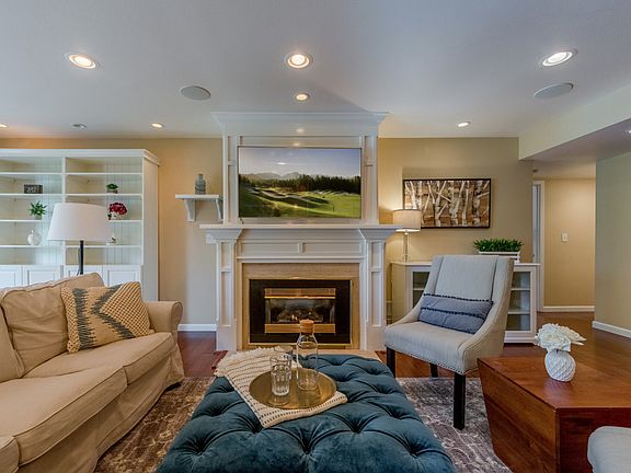 3rd image of 17476 NE 40th Pl #G2