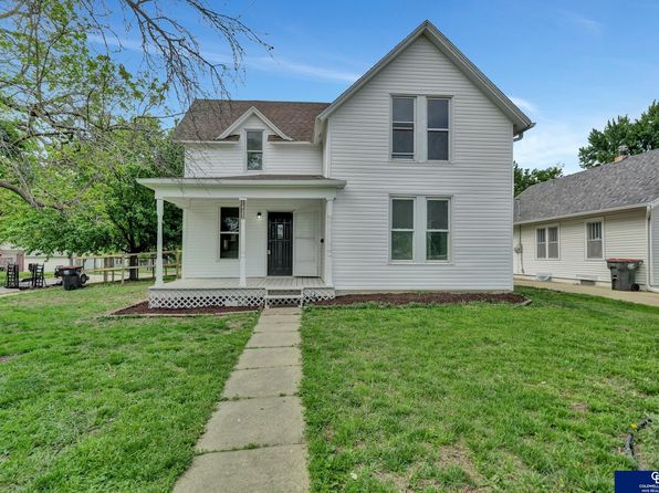 1423 High St, Beatrice, NE 68310