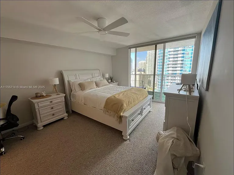 1200 Brickell Bay Dr #3220 — Photo 17