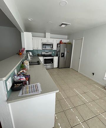 5th image of 3718 Hunters Cir