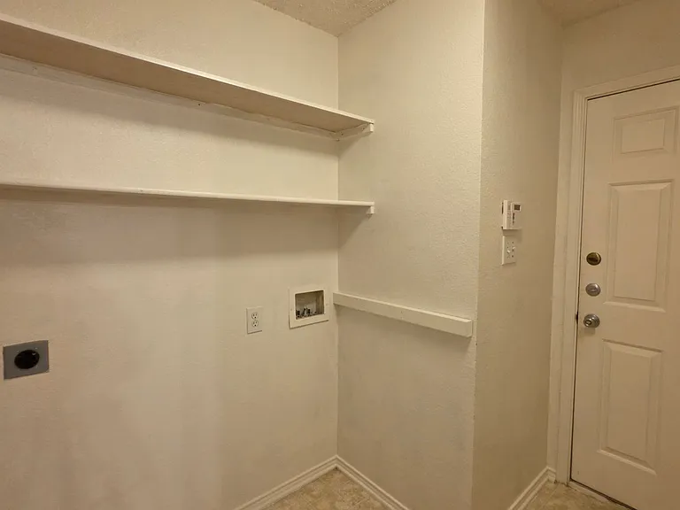 8632 Arcadia Park Dr — Photo 36