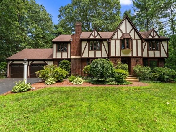 11 Robin Rd
