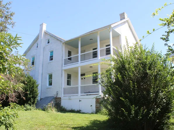 799 Glen Rock Rd, Glen Rock, PA 17327