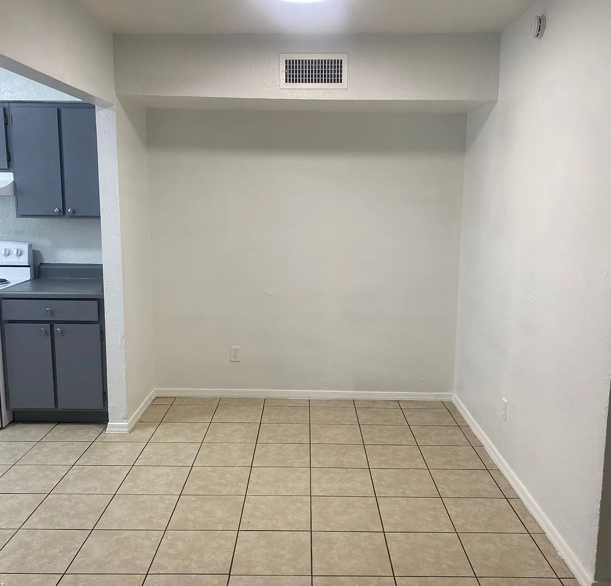 2 bed, 860 sqft, $1,195 — Photo 4
