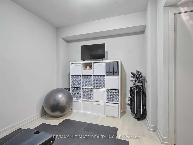 140 Broadview Ave #30 — Photo 23