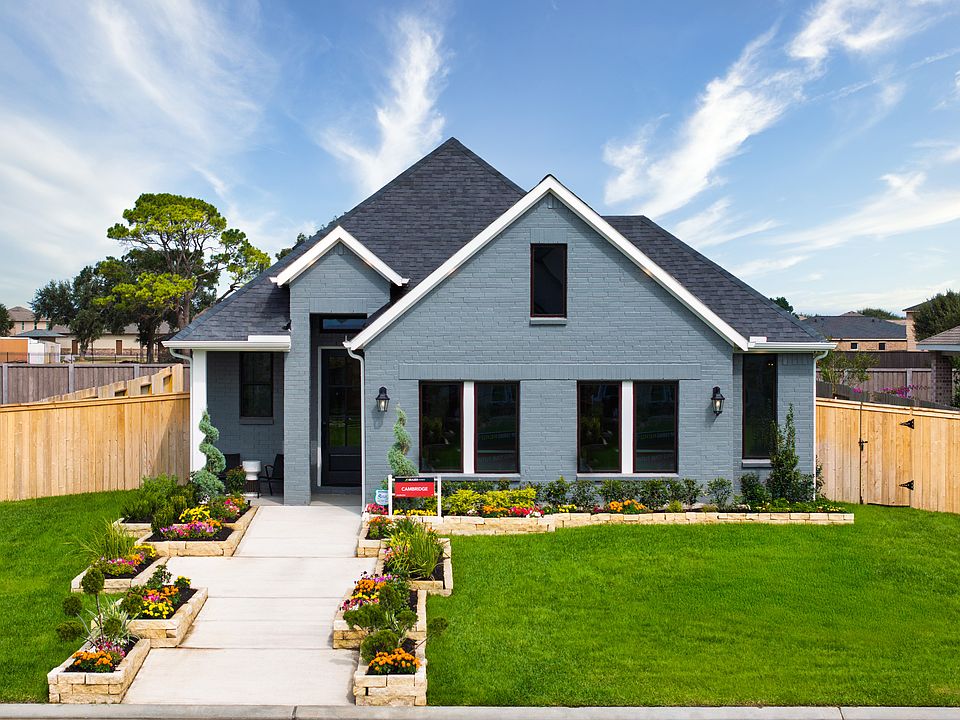 Cambridge Transitional Elevation