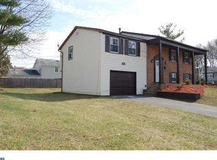 187 Evergreen Dr, Willingboro, NJ 08046