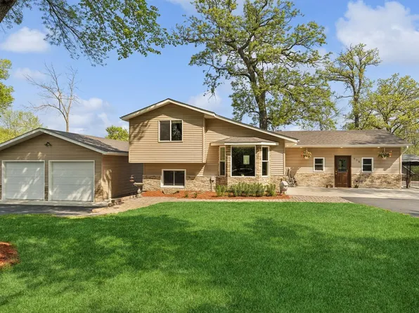 570 42nd St SW, Montrose, MN 55363