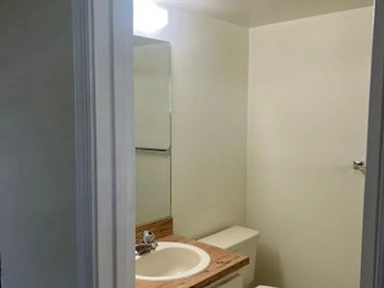 9993 Three Lakes Cir — Photo 15