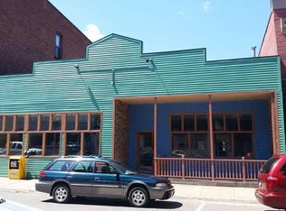 113 5th St, Calumet, MI 49913