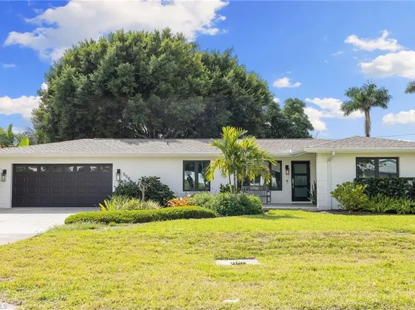 558 105th AVE N, NAPLES, FL 34108