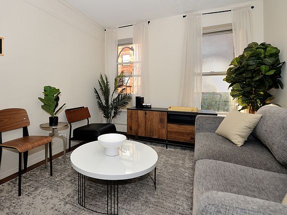 5th image of 356 W 37th St APT 2