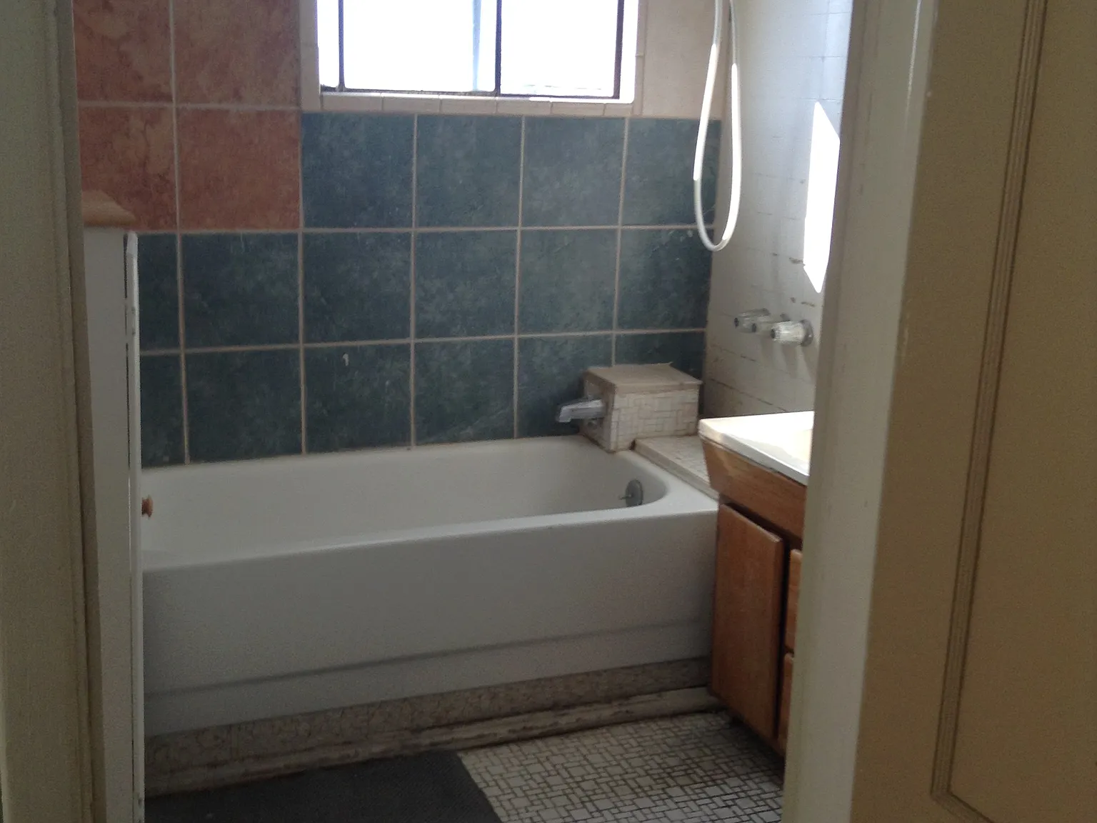 1 bed, 550 sqft, $700 — Photo 4