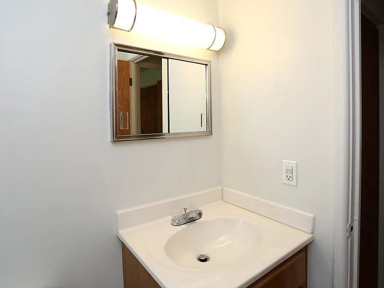 Parkside Apartments — Photo 17