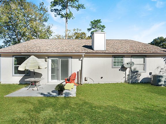 2nd image of 10372 ELDERBERRY Drive