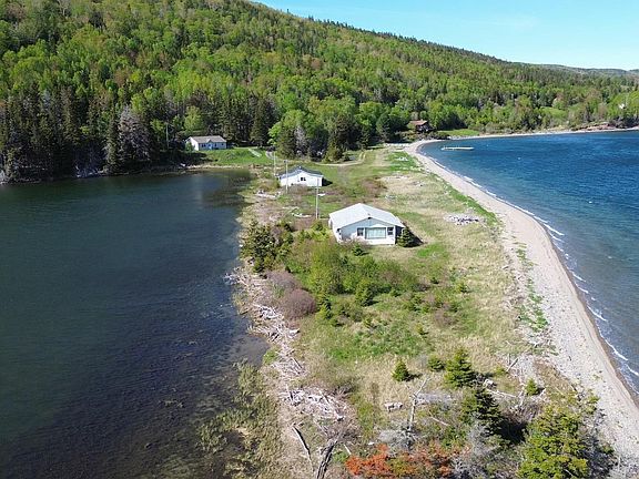 3rd image of 2667 Eskasoni Rd