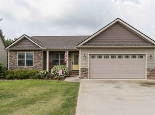 415 Split Oak Ln, Inman, SC 29349