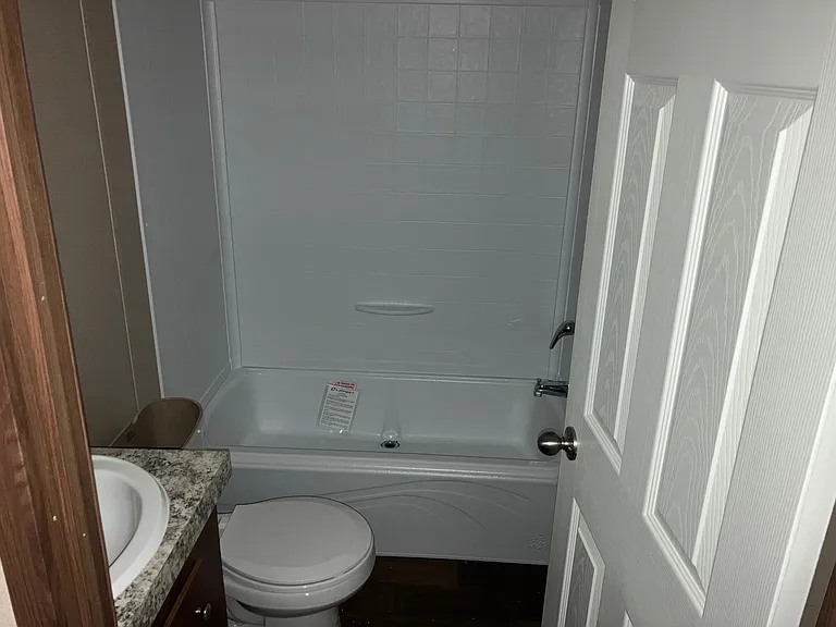 2845 Columbus Ave #5 — Photo 7