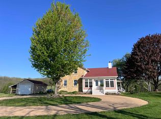 6445 Breunig Rd, Mazomanie, WI 53560