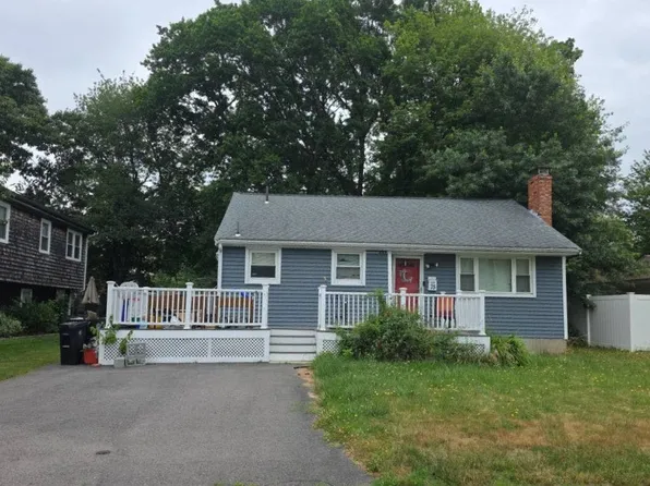 75 Ames Rd, Brockton, MA 02302