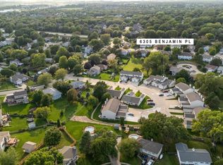 6305 Benjamin Pl, Lincoln, NE 68516