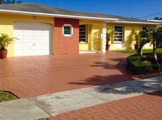 9241 SW 52nd Ter, Miami, FL 33165