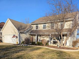 1020 Berkshire Ct, Sycamore, IL