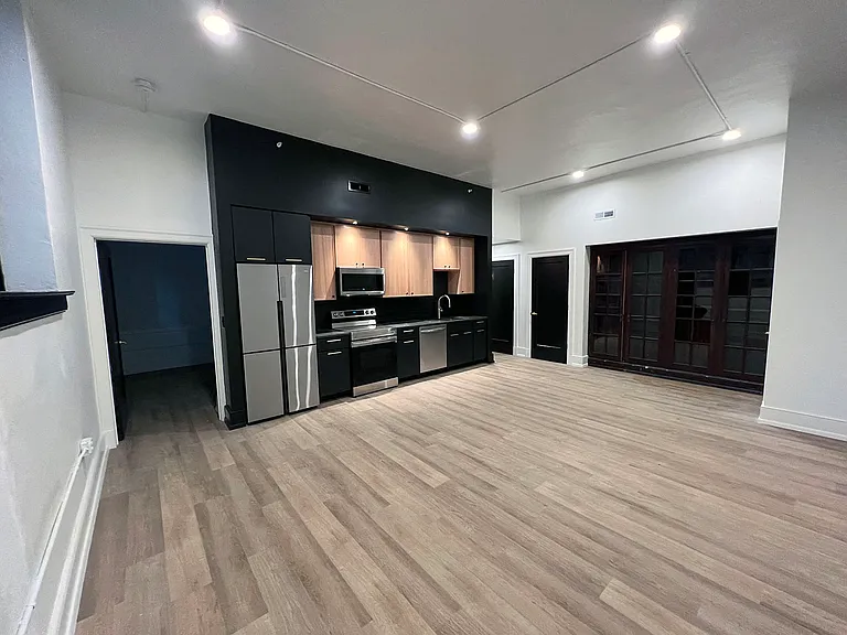 Kitchen & Living Space