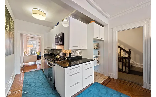 Rented by Douglas Elliman | media 8